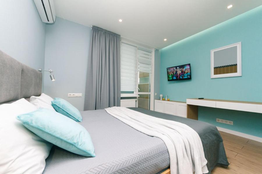 Happy Apartment, Warmth, Comfort, Turquoise Kiev Bagian luar foto